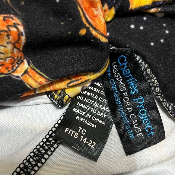 Harry Potter Leggings - Picture 2 of 2